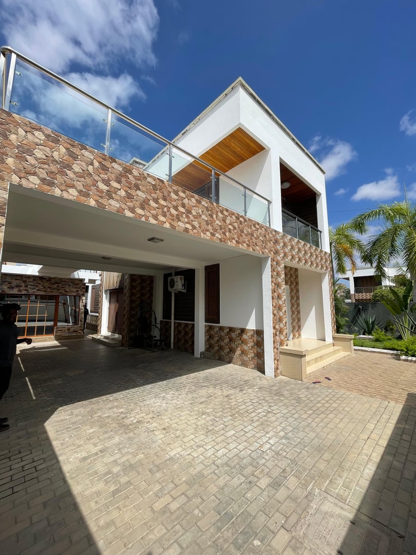 Moradia de Alto Padrão - Vista 1