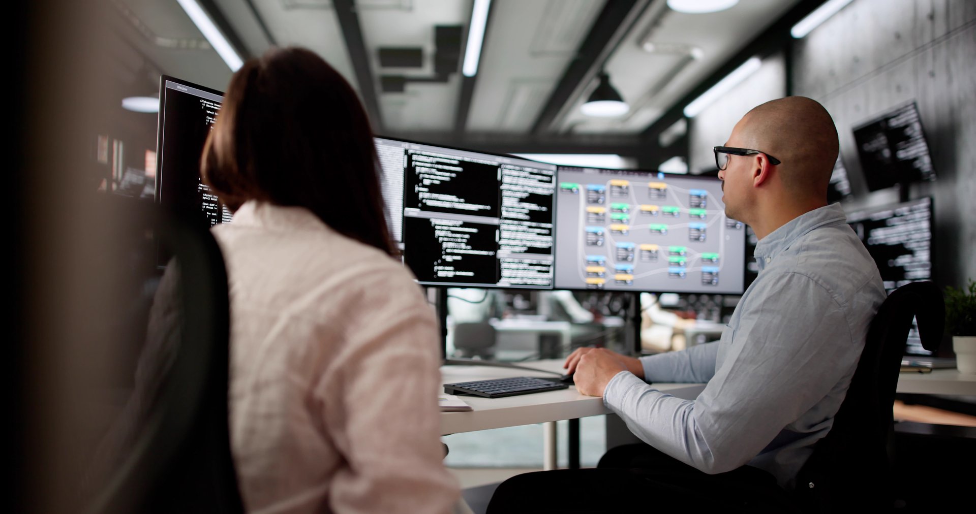 Innovative Software Engineer Leading Team With Agile Development Approach