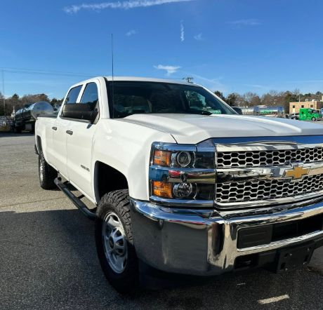 Exterior car detailing and hand wash in Greensboro NC - restoring vehicle shine