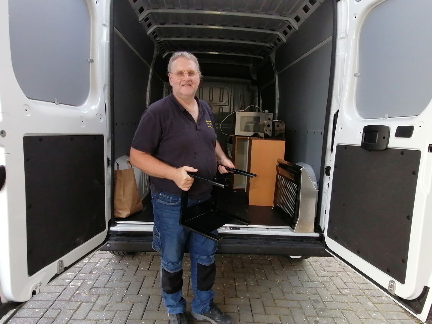 Küche demontiert und wird beladen