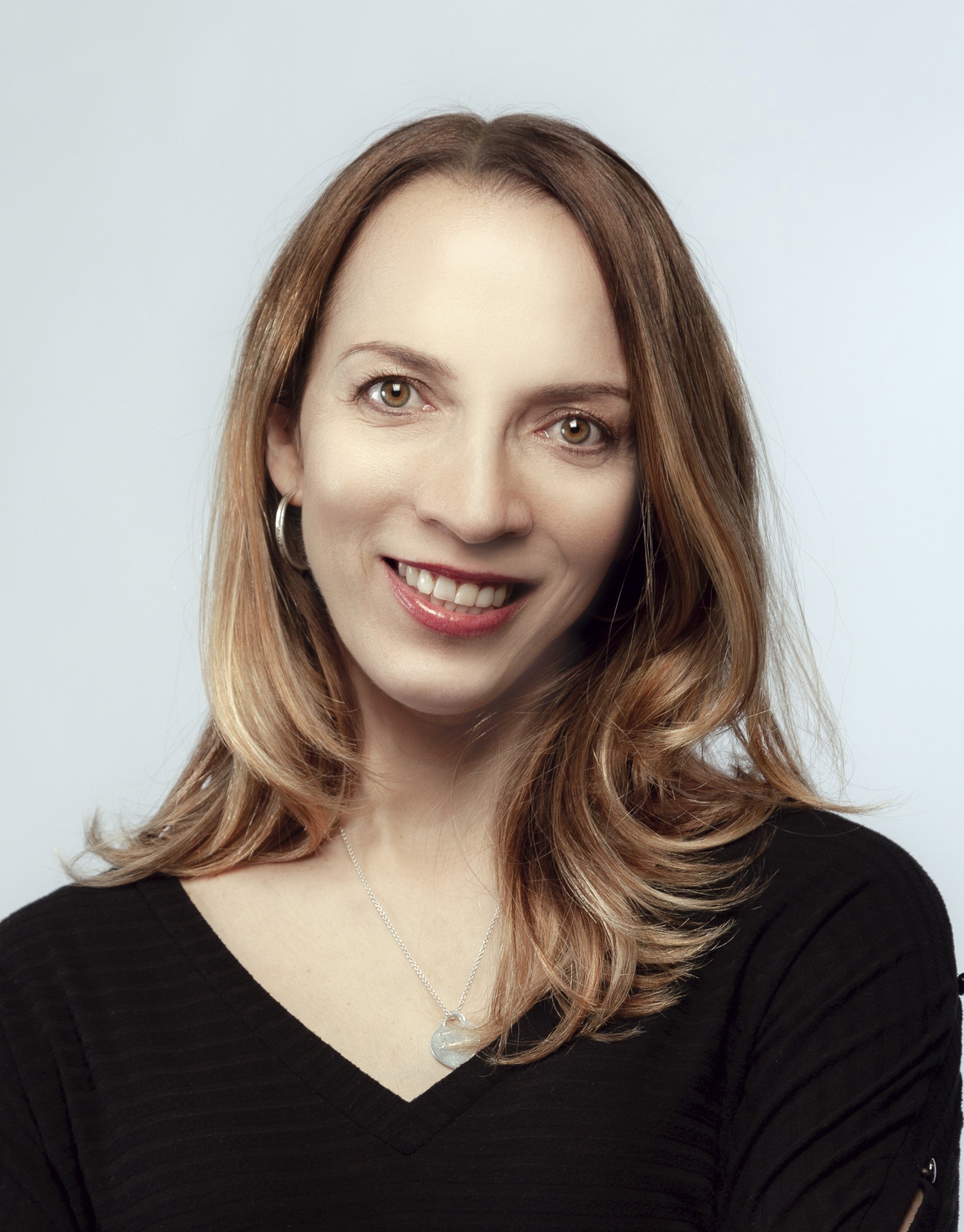 Maricarmen Medrano - Directora de Nuevos Negocios de Ambición00