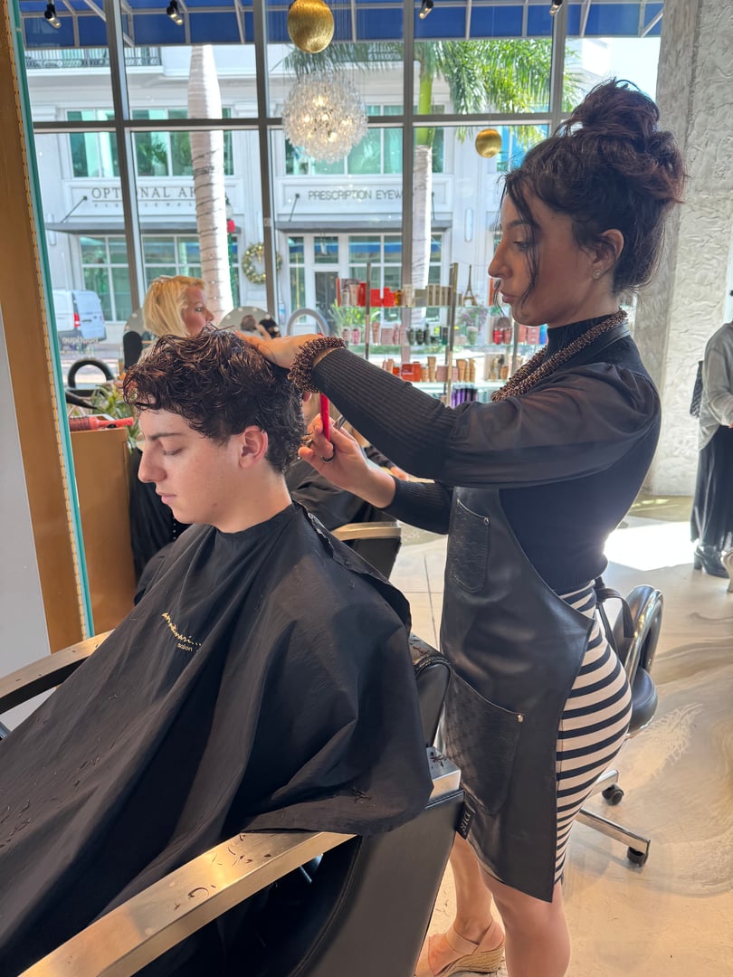 Men's hair salon haircut The Q Salon for Men