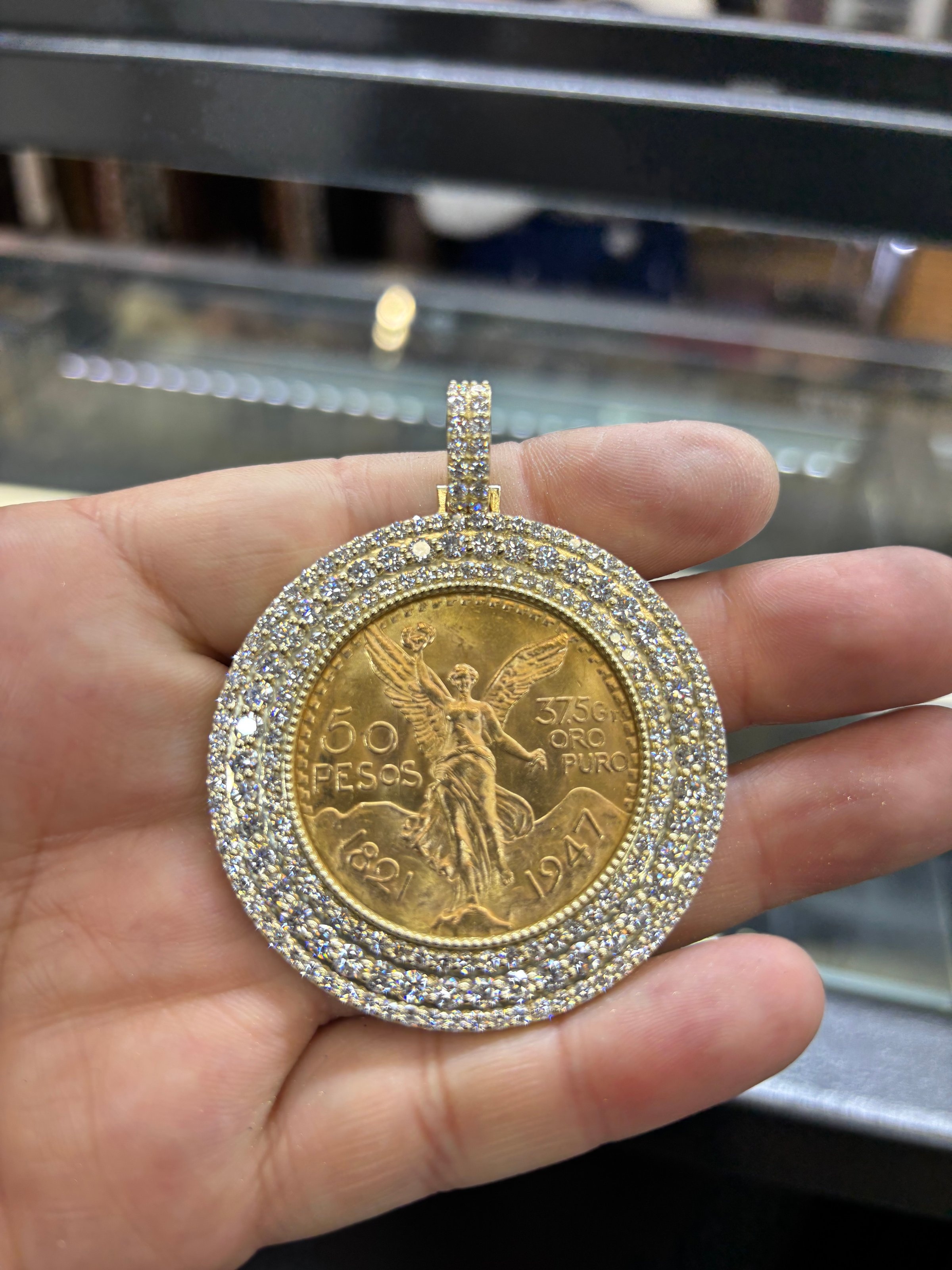 Custom jewelry design example