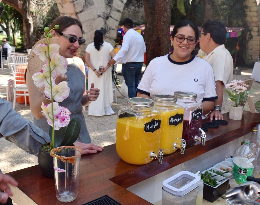 Mojitos premium con frutas frescas