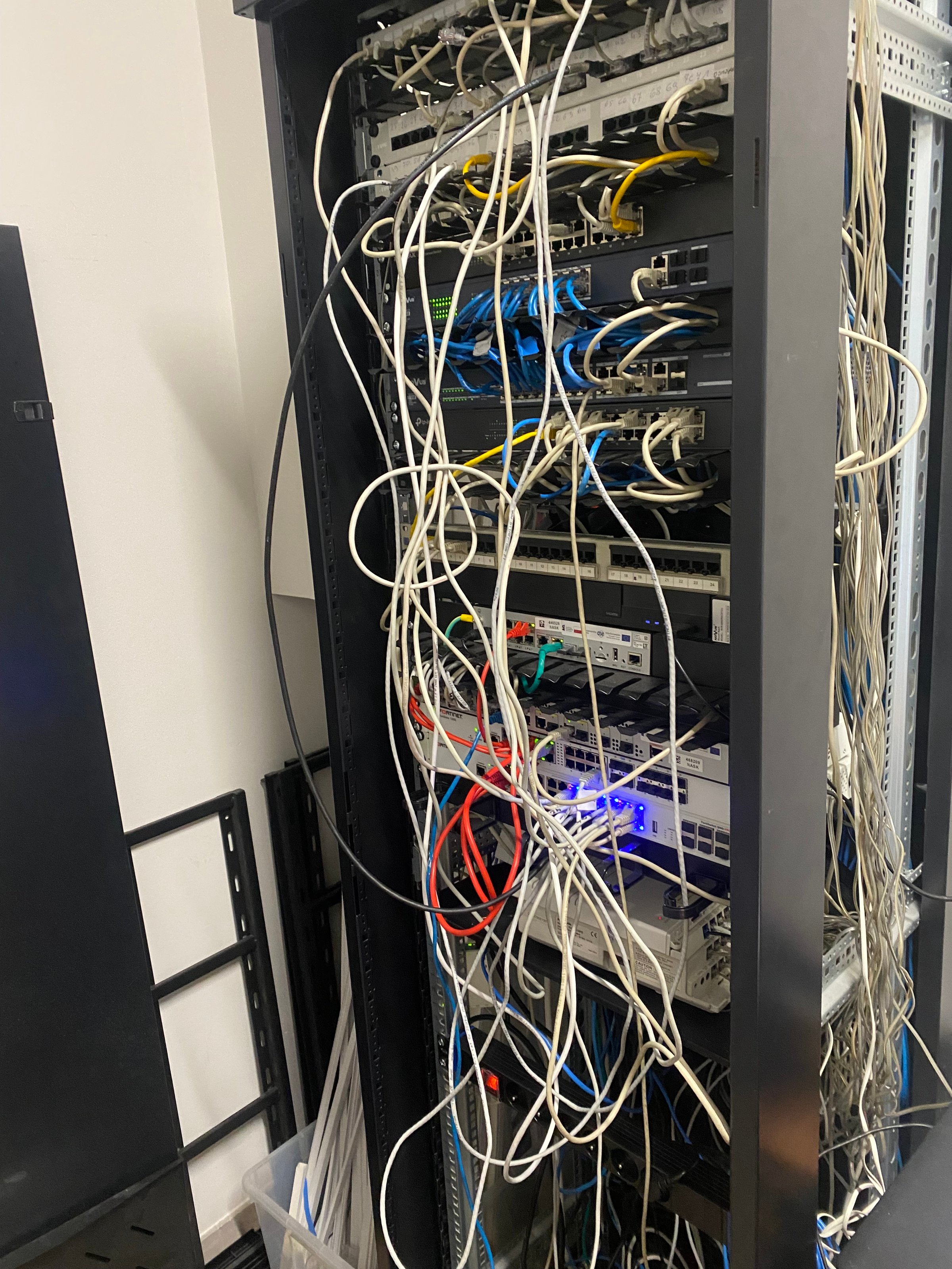 Network infrastructure before modernization