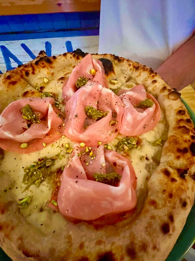 Pizza italiana Casa Mavi