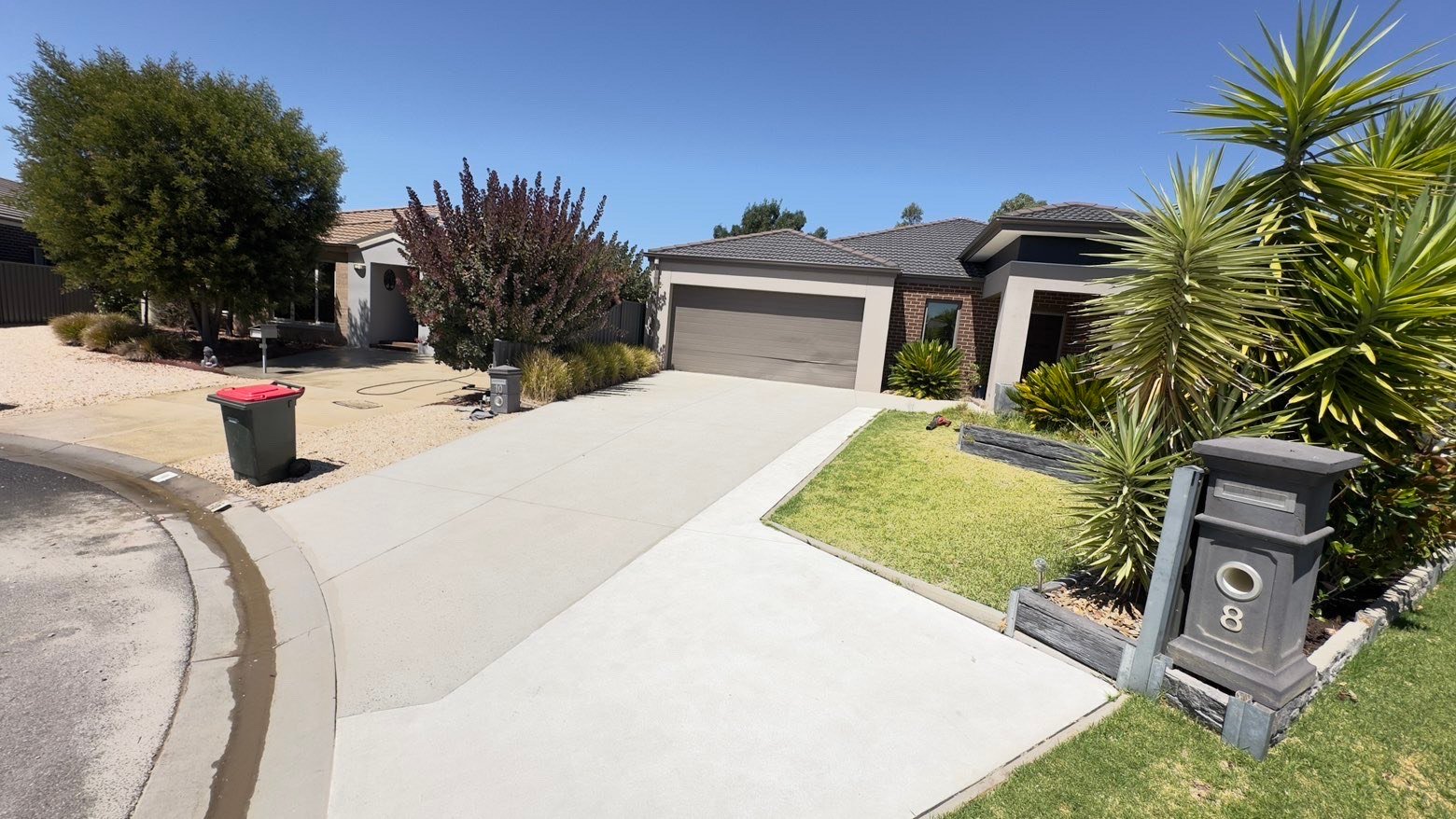 Pressure washing service