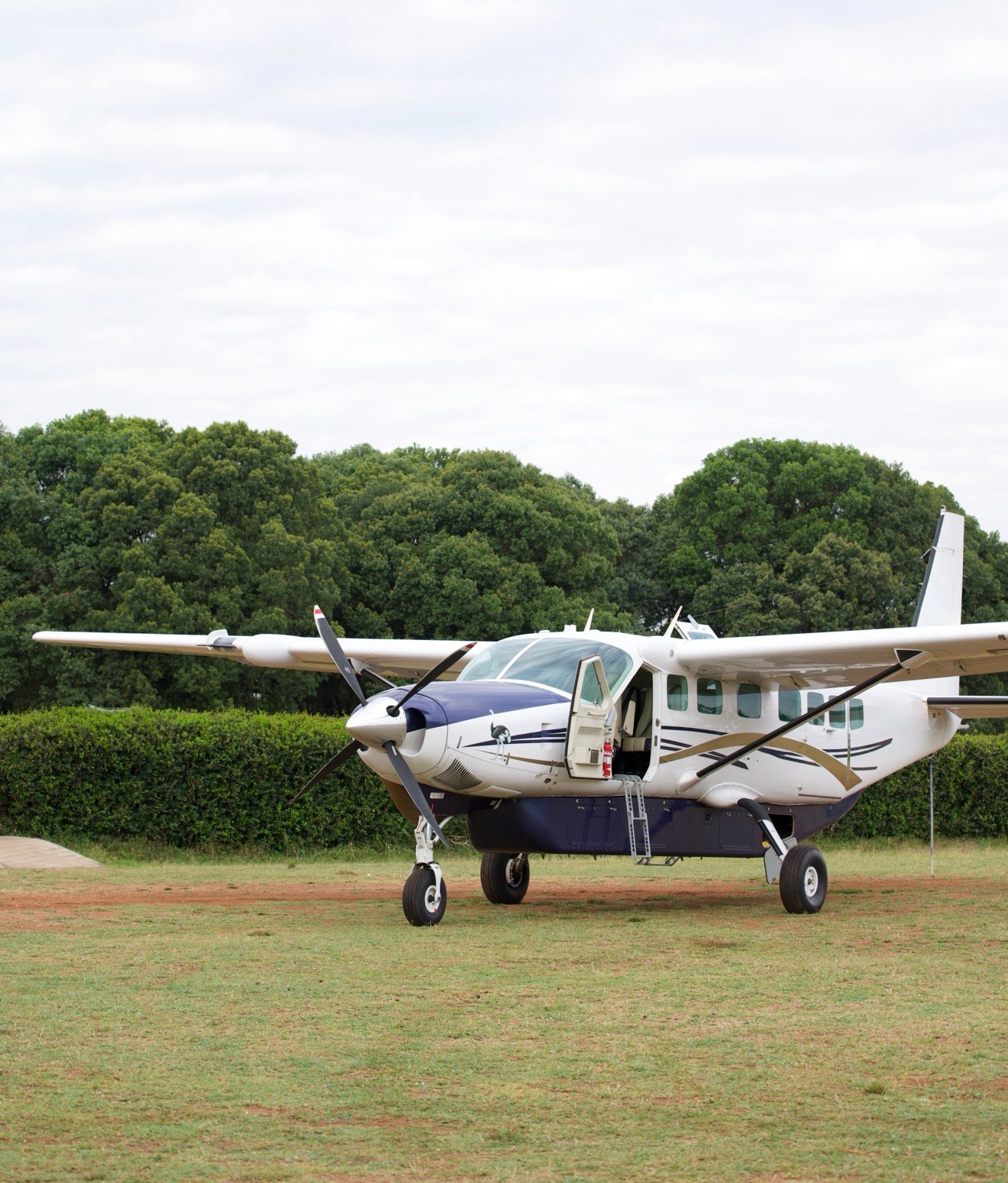 Custom Cessna 208 Caravan EX image