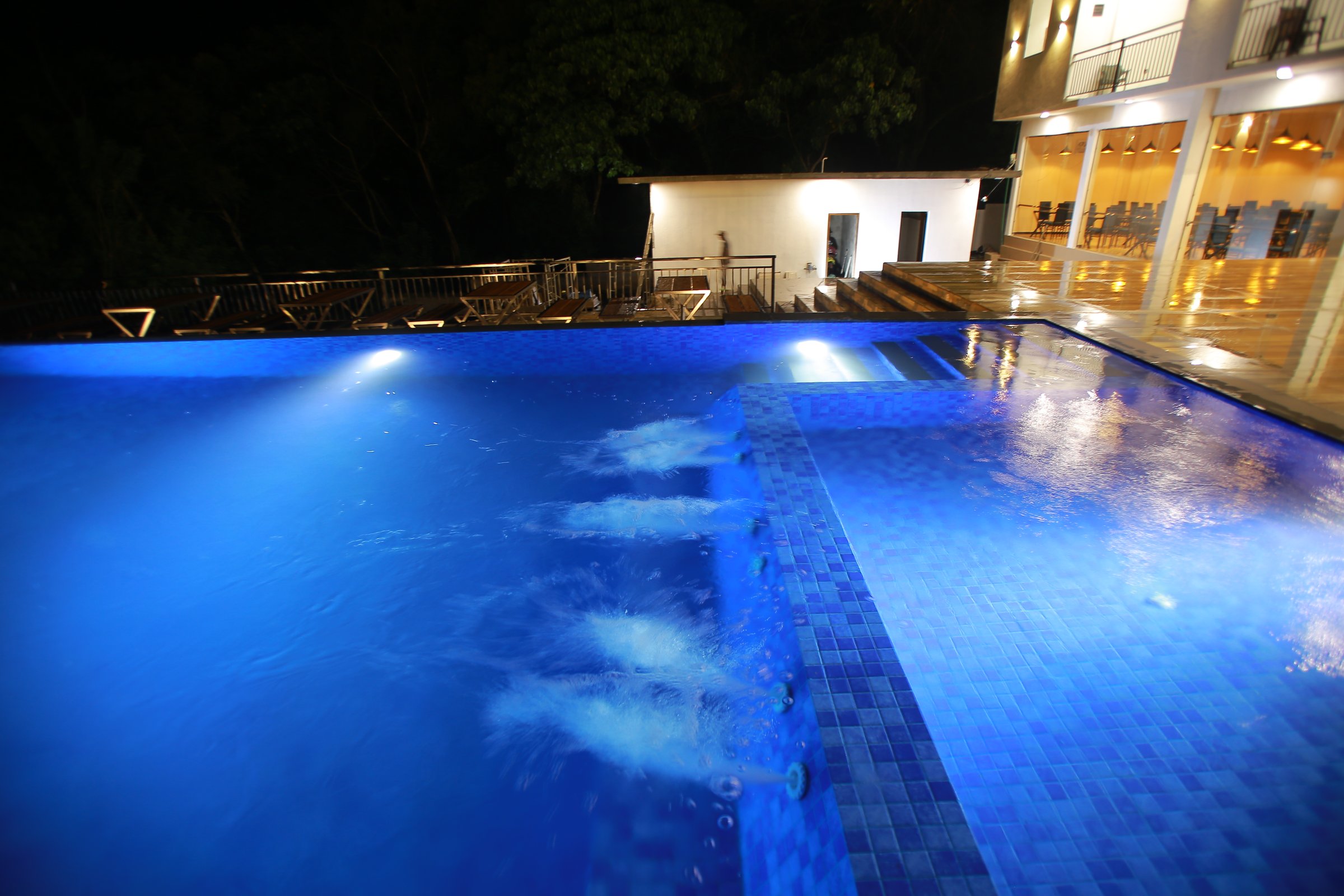 Crystal Deck Riverston facilities