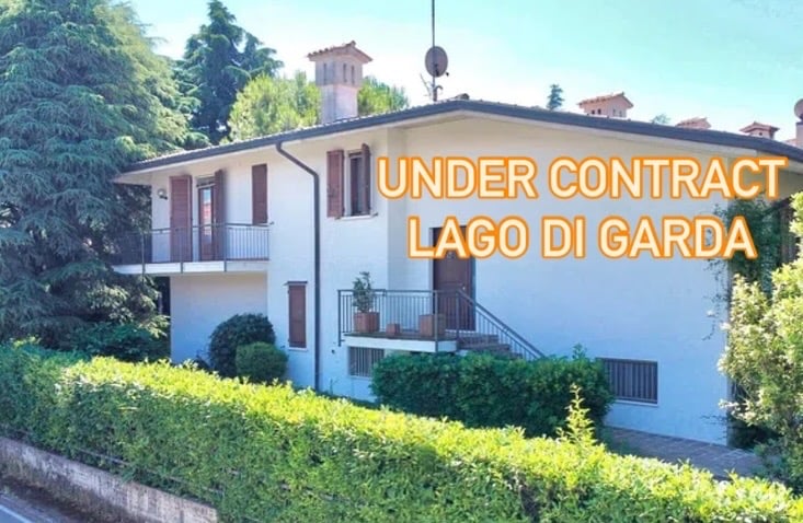 Contemporary Lake House