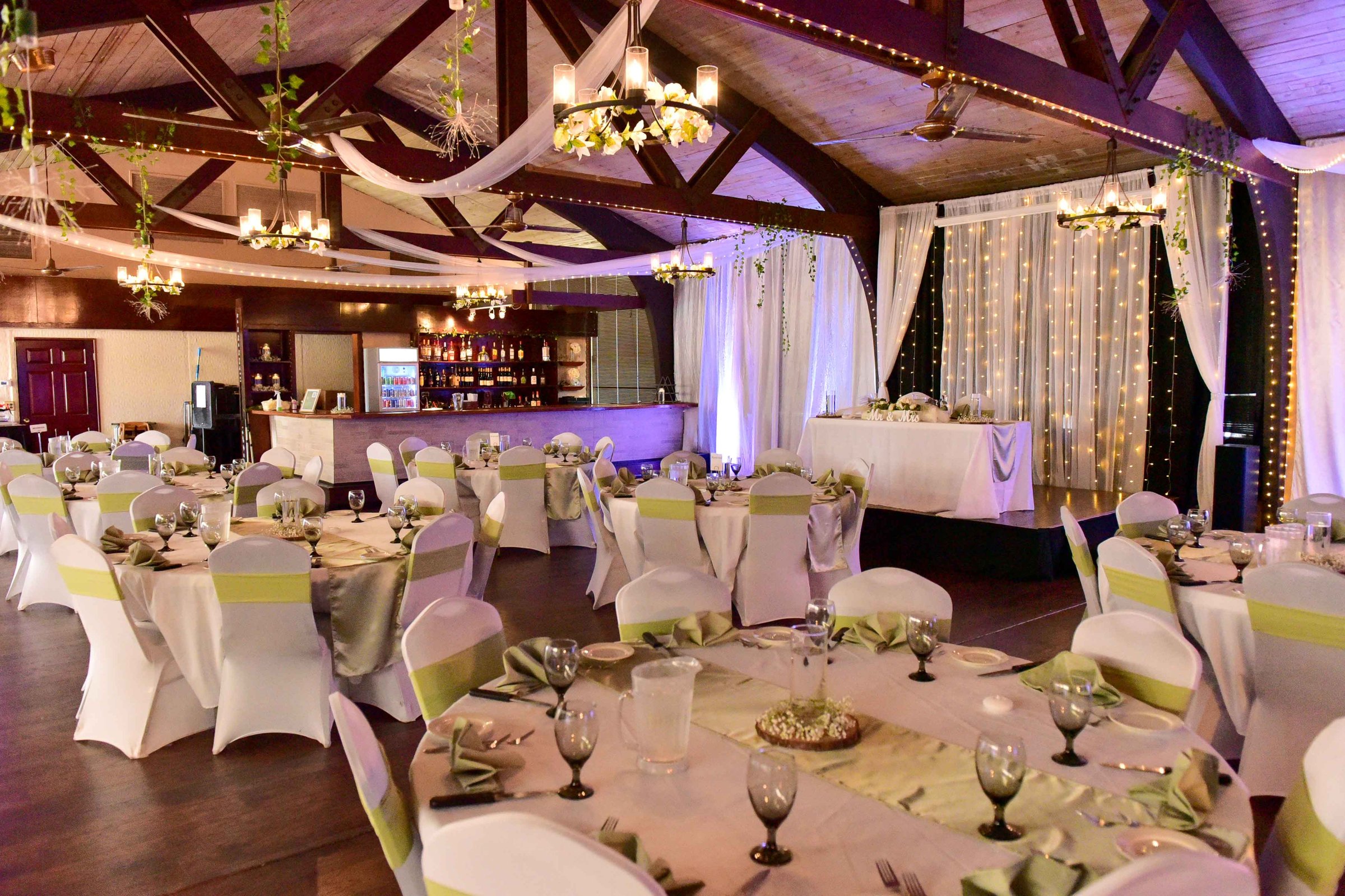 East Bay Country Club reception and banquet hall