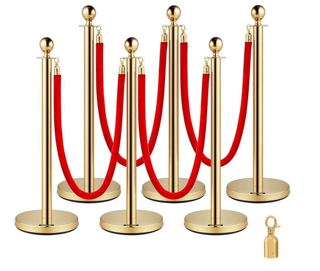 Red carpet package contents