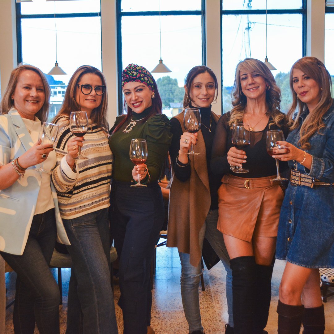 Cassia Café interior social