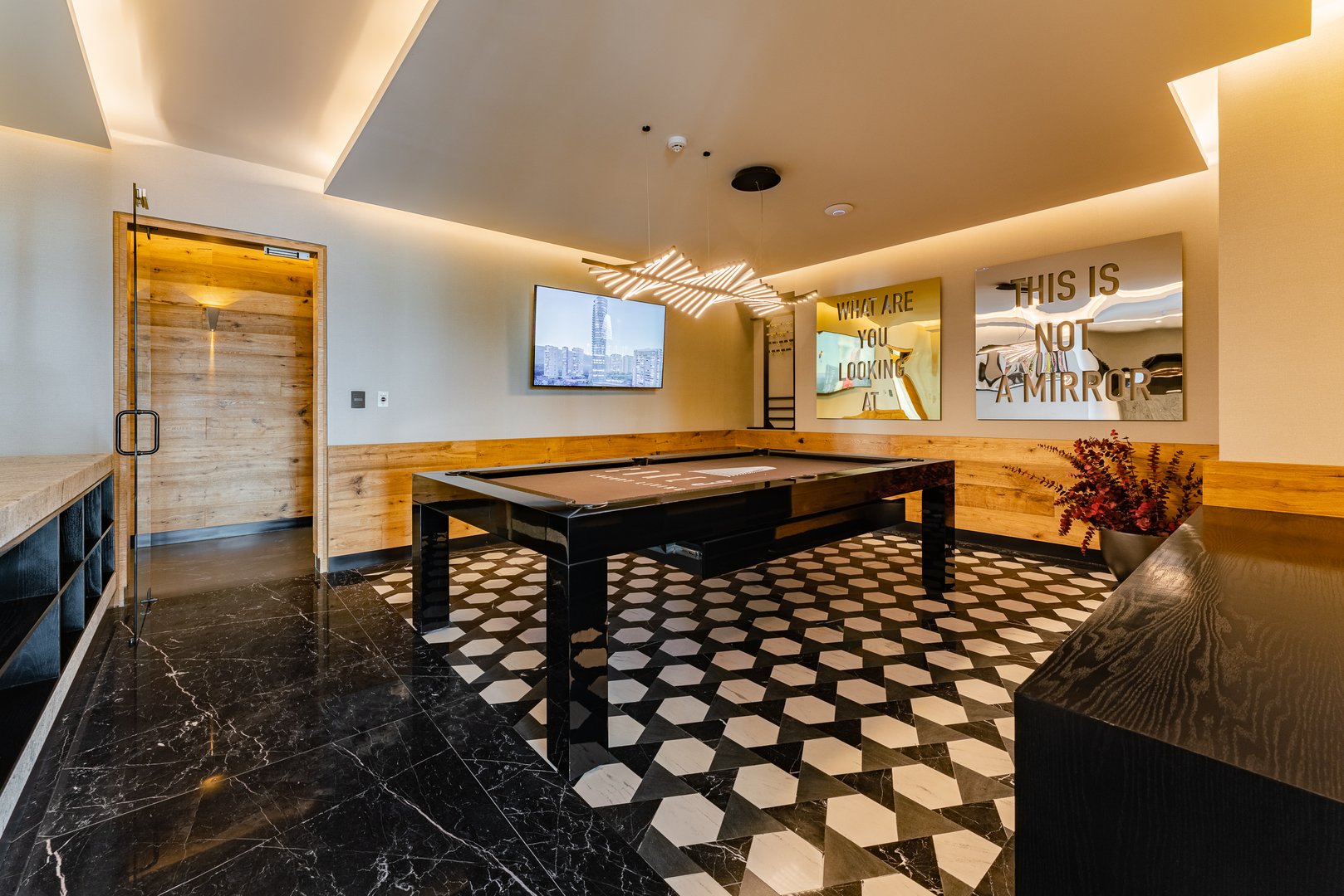 CORE 31 - Sala de billar