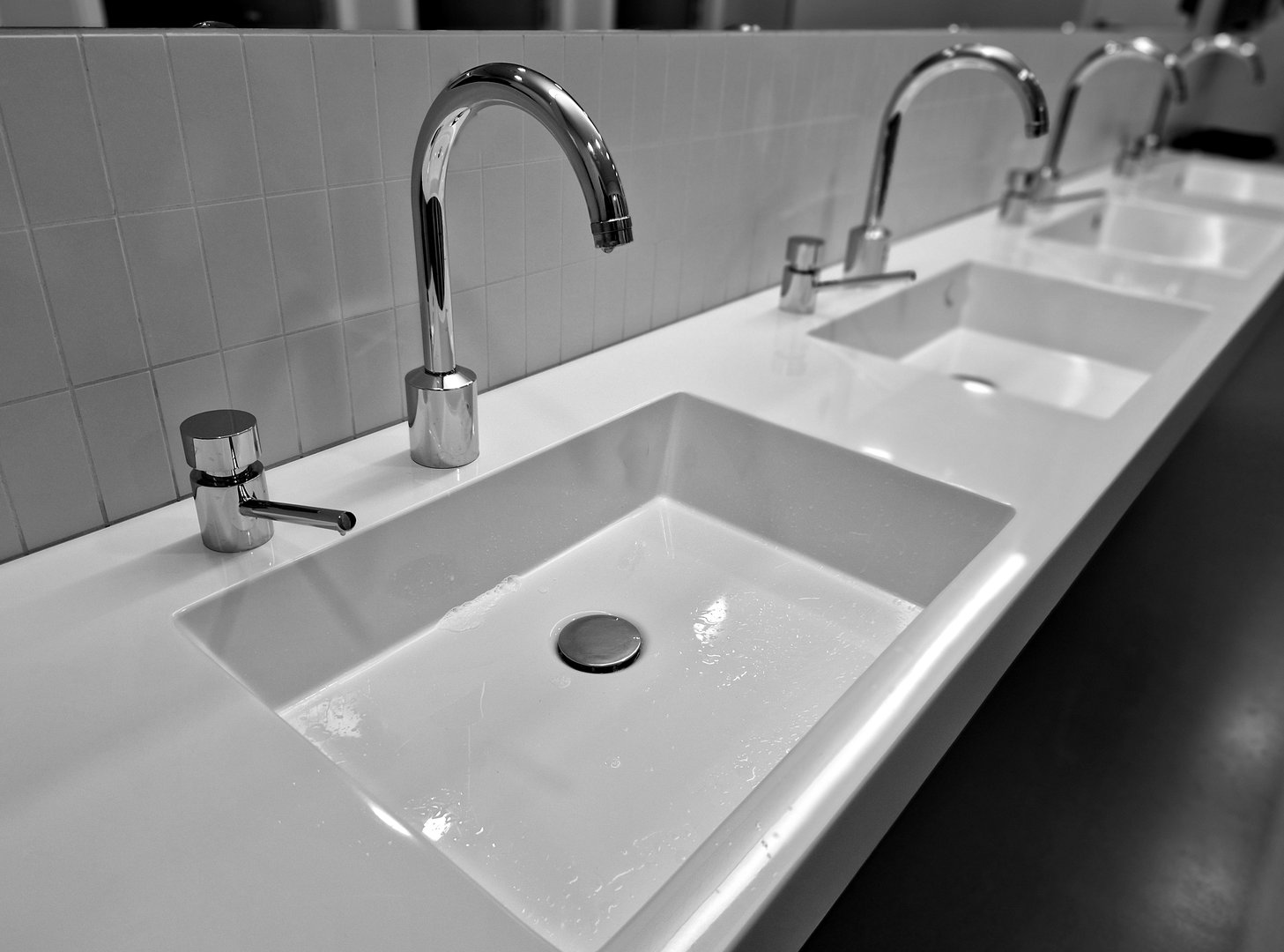 Corian sink replacement integration seamless NY CT NJ - solid surface countertop installation Manhattan Long Island