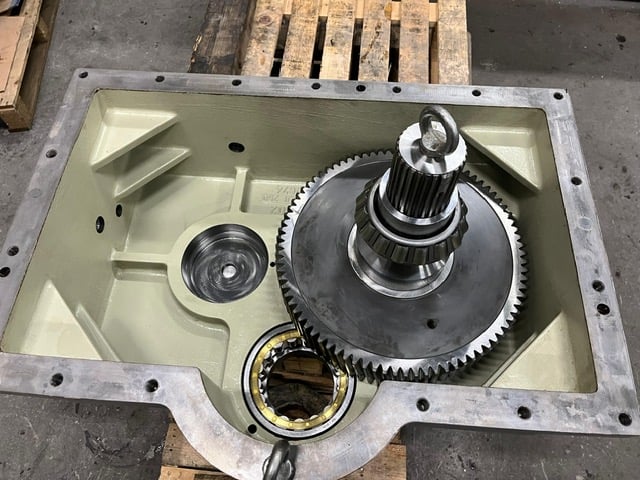 Gereviseerde tandwielkast met cardanas