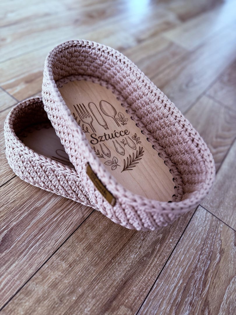 Koszyczek na sztućce