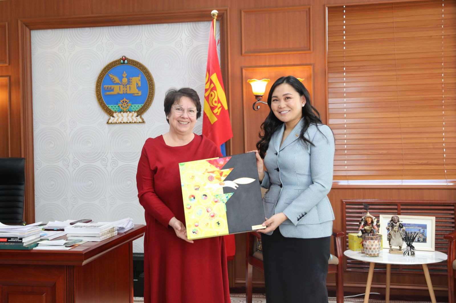 Meeting between Mongolia's Culture Minister and Swiss Development Cooperation representative
