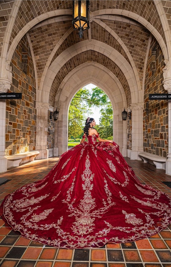 Beautiful Quinceañera Celebration