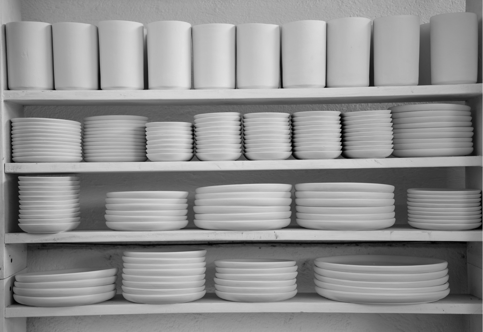 Familia de productos cerámicos Naidich apilables