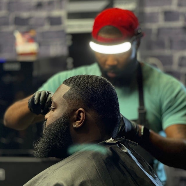 Kris Empire Kutz Barbershop