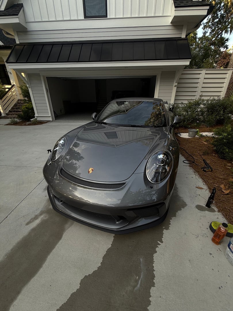 Professional car detailing service