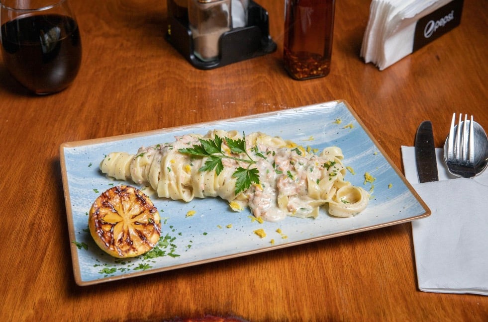 Tagliatelle al Salmone