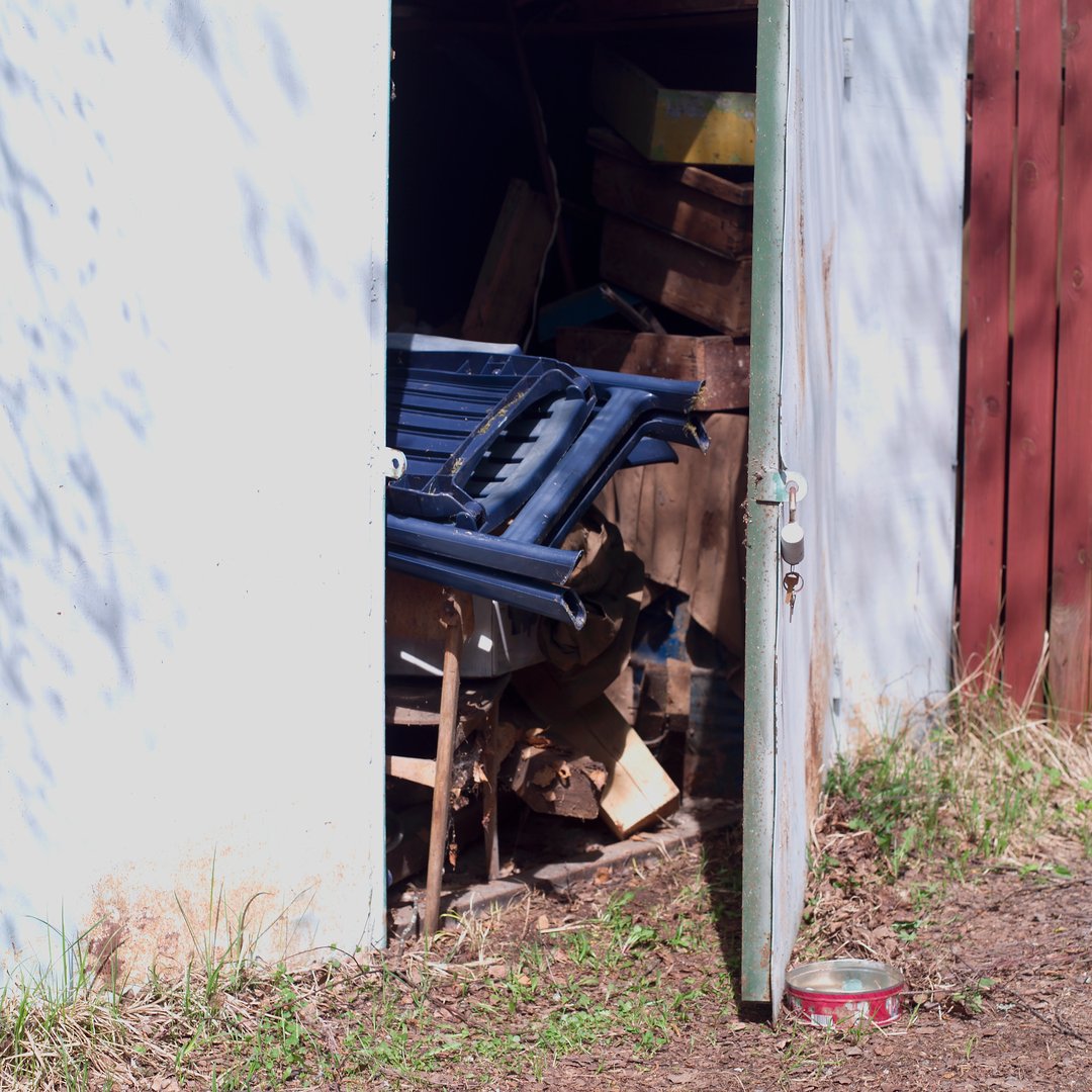 shed junk removal in suburban geelong