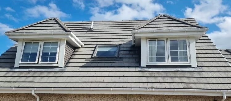 Clean roof after cleaning