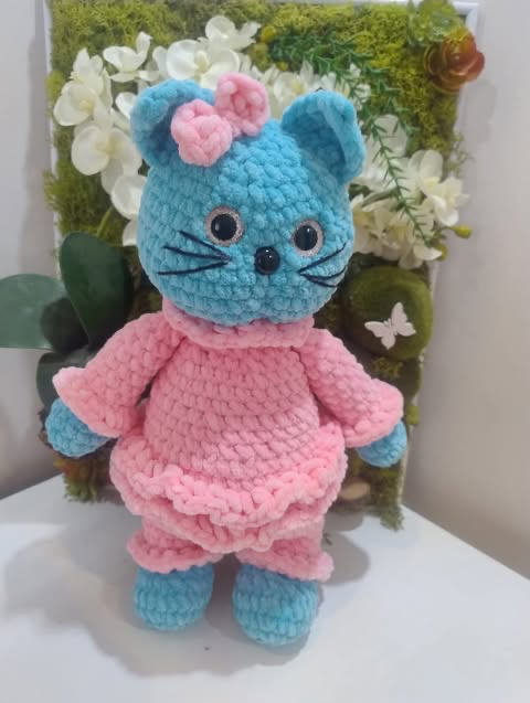 Maskotka szydełkowa