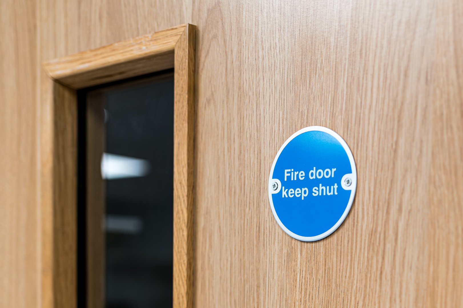Fire Door Keep Shut sign