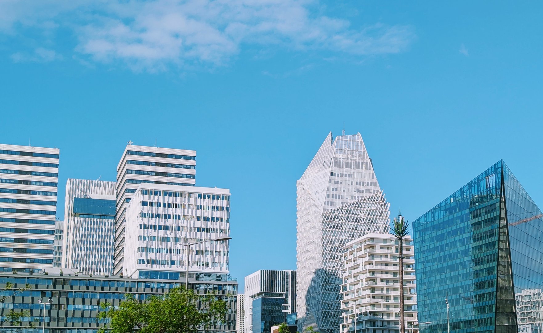 London city skyline business towers