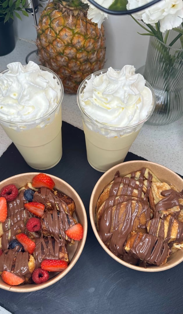 Mini pancakes platter