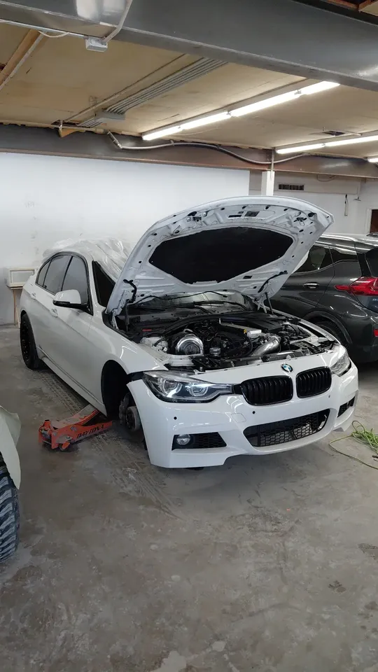 Custom car paint job