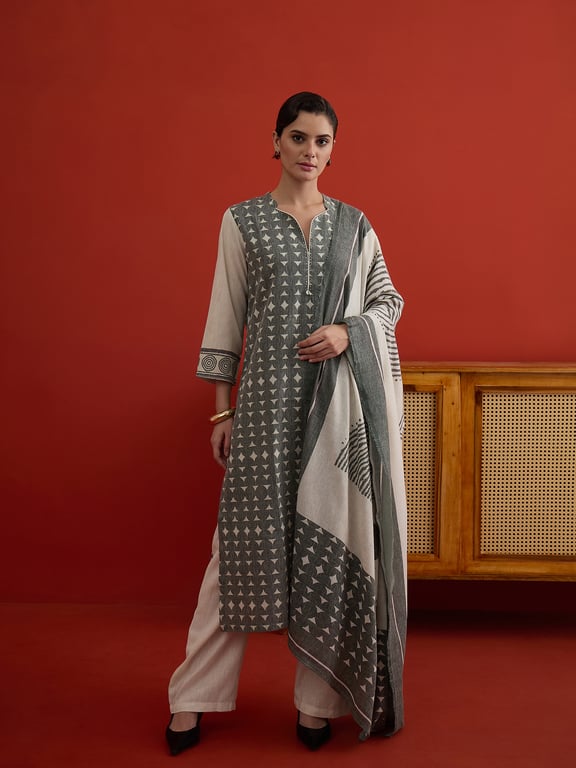 (Cotton Plus) Geometric Printed Kurta Set with Dupatta