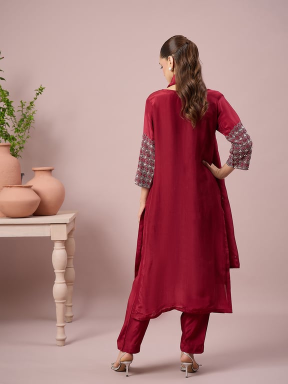 Ruby Elegance Embroidered Kurta Set thumbnail 5