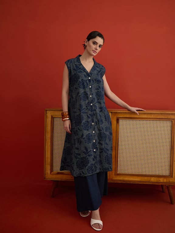 (Advita) Midnight Bloom Floral Jacquard Kurta Set thumbnail 4