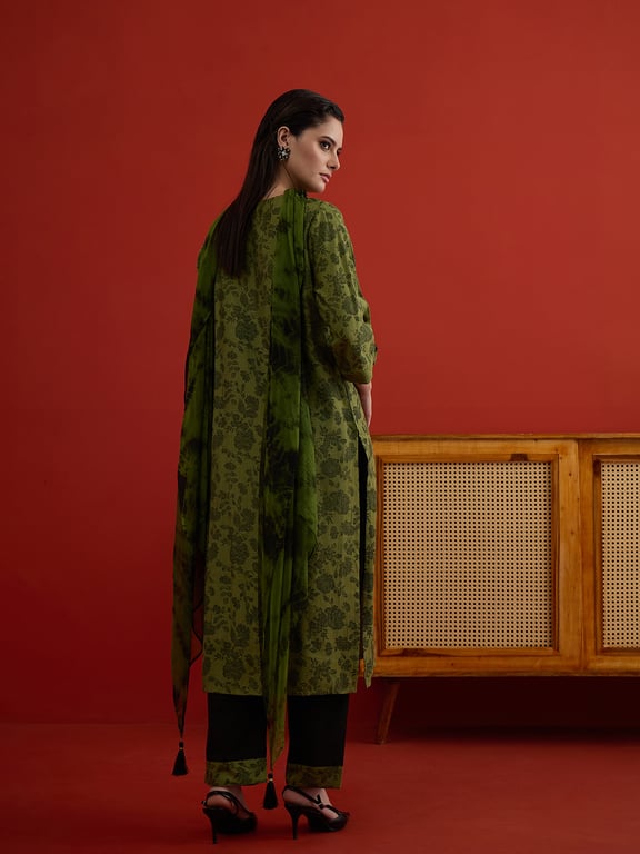 (Libas) Olive Garden Floral Printed Kurta Set thumbnail 5