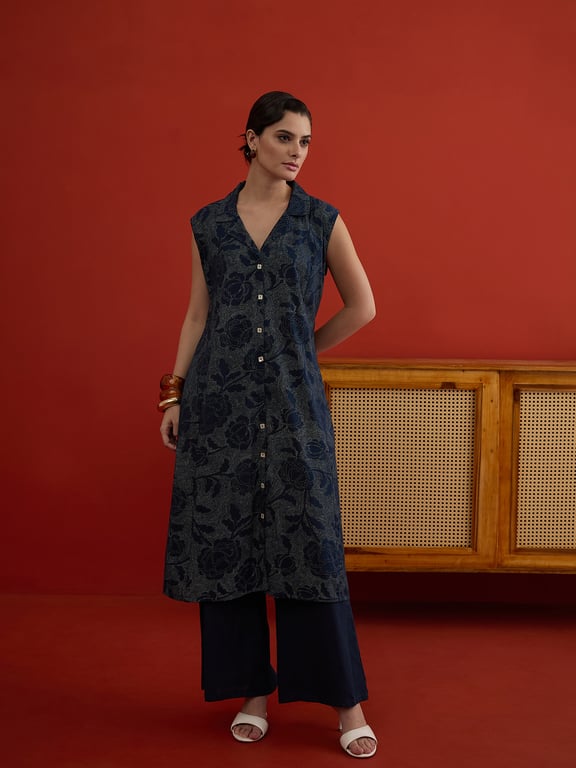 (Advita) Midnight Bloom Floral Jacquard Kurta Set
