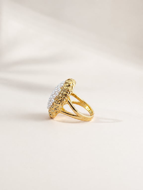 Oval Crystal Halo Statement Ring thumbnail 2