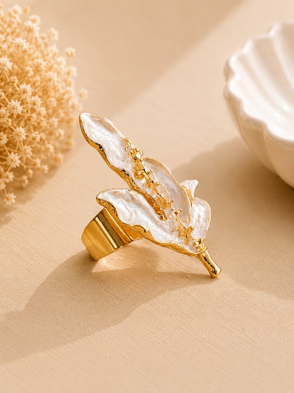 White Leaf Statement Ring