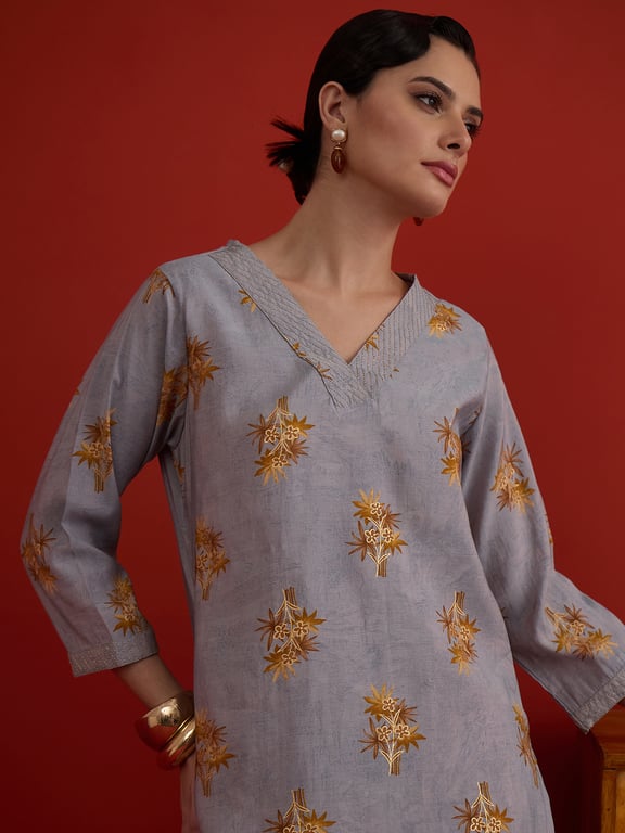 (Libas) Sunburst Floral Printed Kurta Pant Set thumbnail 4