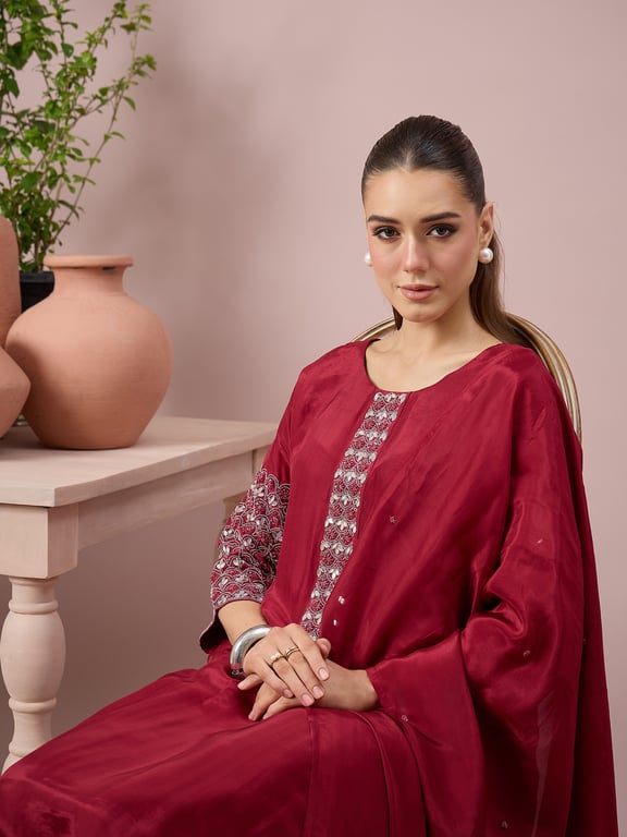 Ruby Elegance Embroidered Kurta Set thumbnail 3