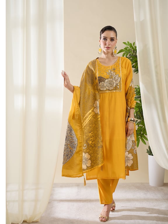 Heywomaniyaa Viscos Silk Desi Collections