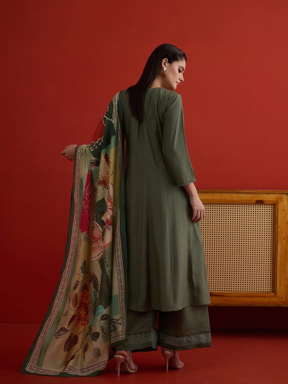 Olive Heritage Floral Dupatta Kurta Set thumbnail 6