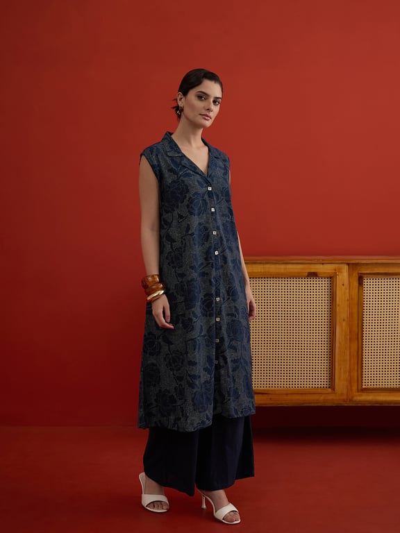 (Advita) Midnight Bloom Floral Jacquard Kurta Set thumbnail 3