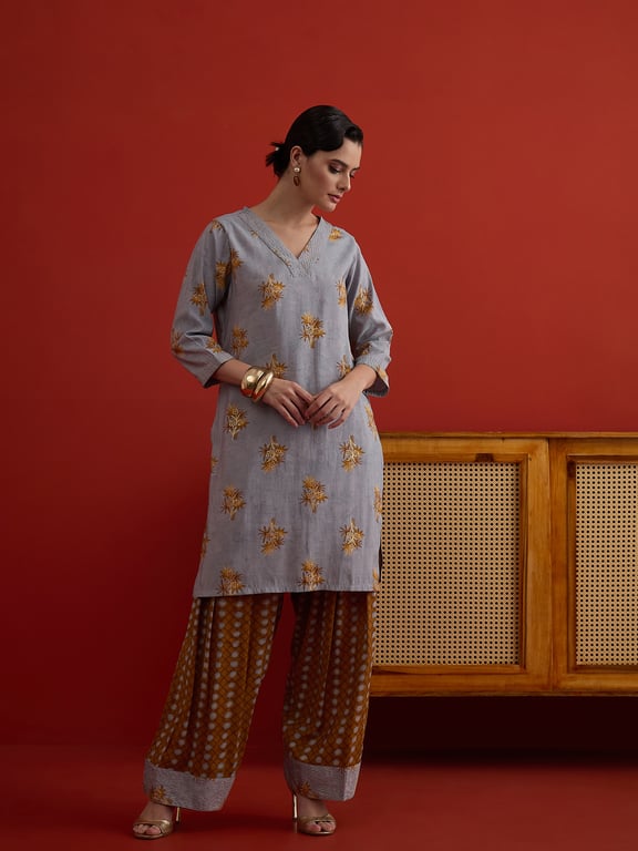 (Libas) Sunburst Floral Printed Kurta Pant Set