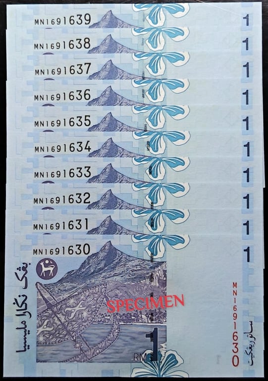 Malaysia. 1 Ringgit. 2000. MN1691630- 39. 10pcs. AU - UNC