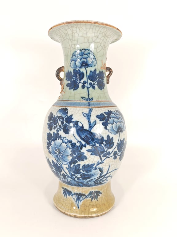 Late Qing Dynasty Ge-Type Blue and White Magpie Flowers Vase 晚清 哥釉青花喜鹊花卉赏瓶, Qty - 1