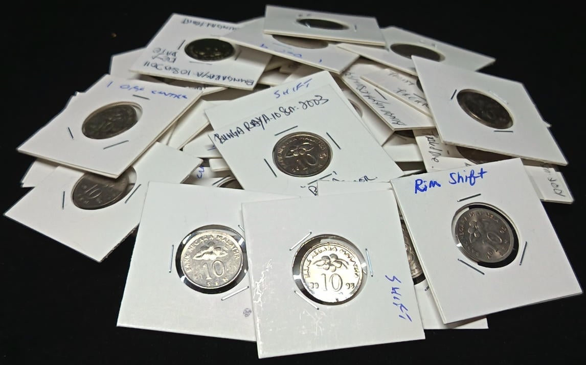 40pcs Lot: Malaysia. 10 Sen. Minor Error. VF - AU